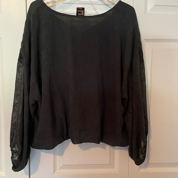 Reitmans Rock & Shine Blouse - Picture 3 of 4